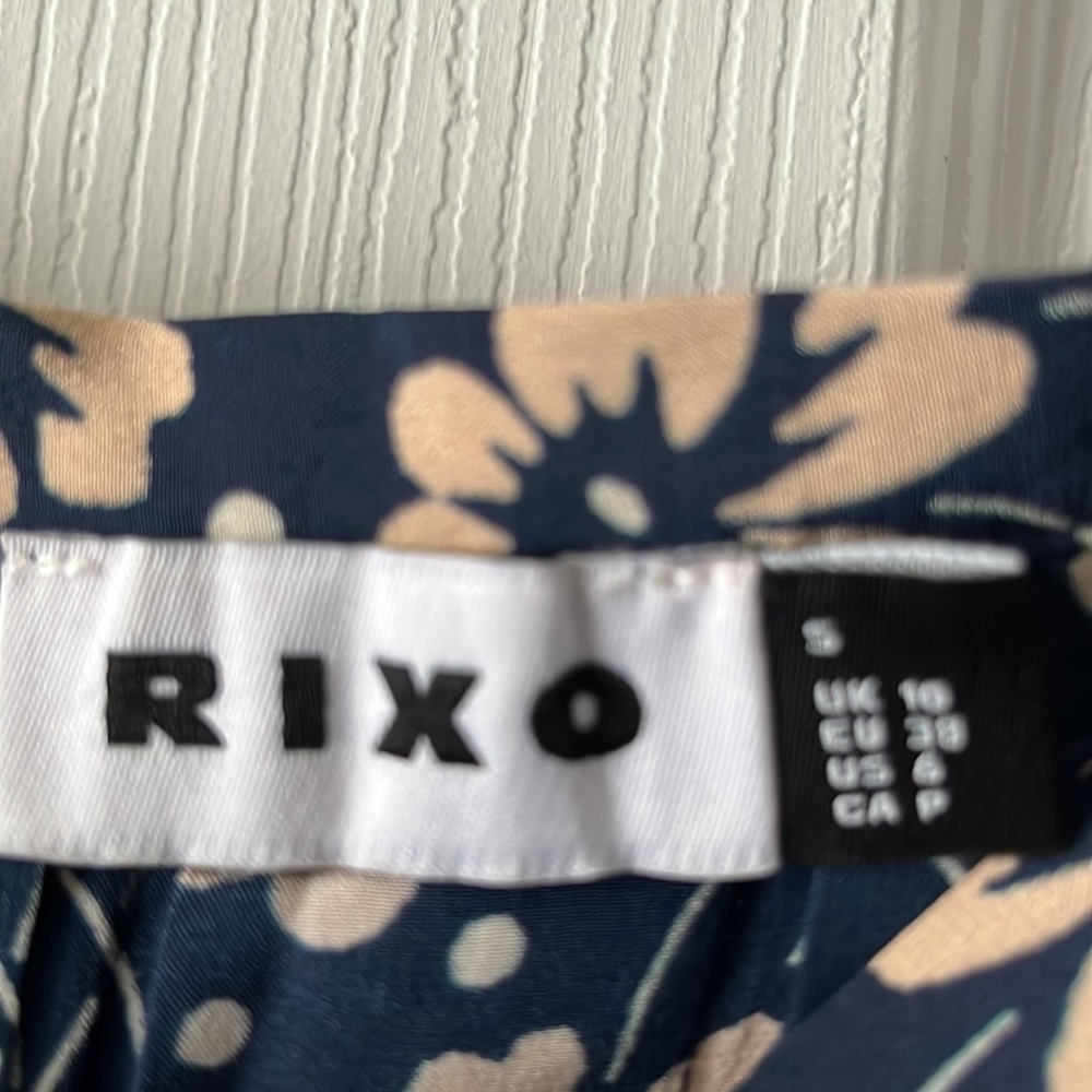 RIXO skit - Picture 2 of 3